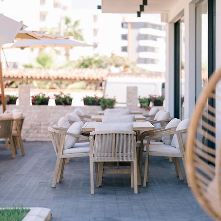 Hotel Teuta Ulcinj Exteriör bild