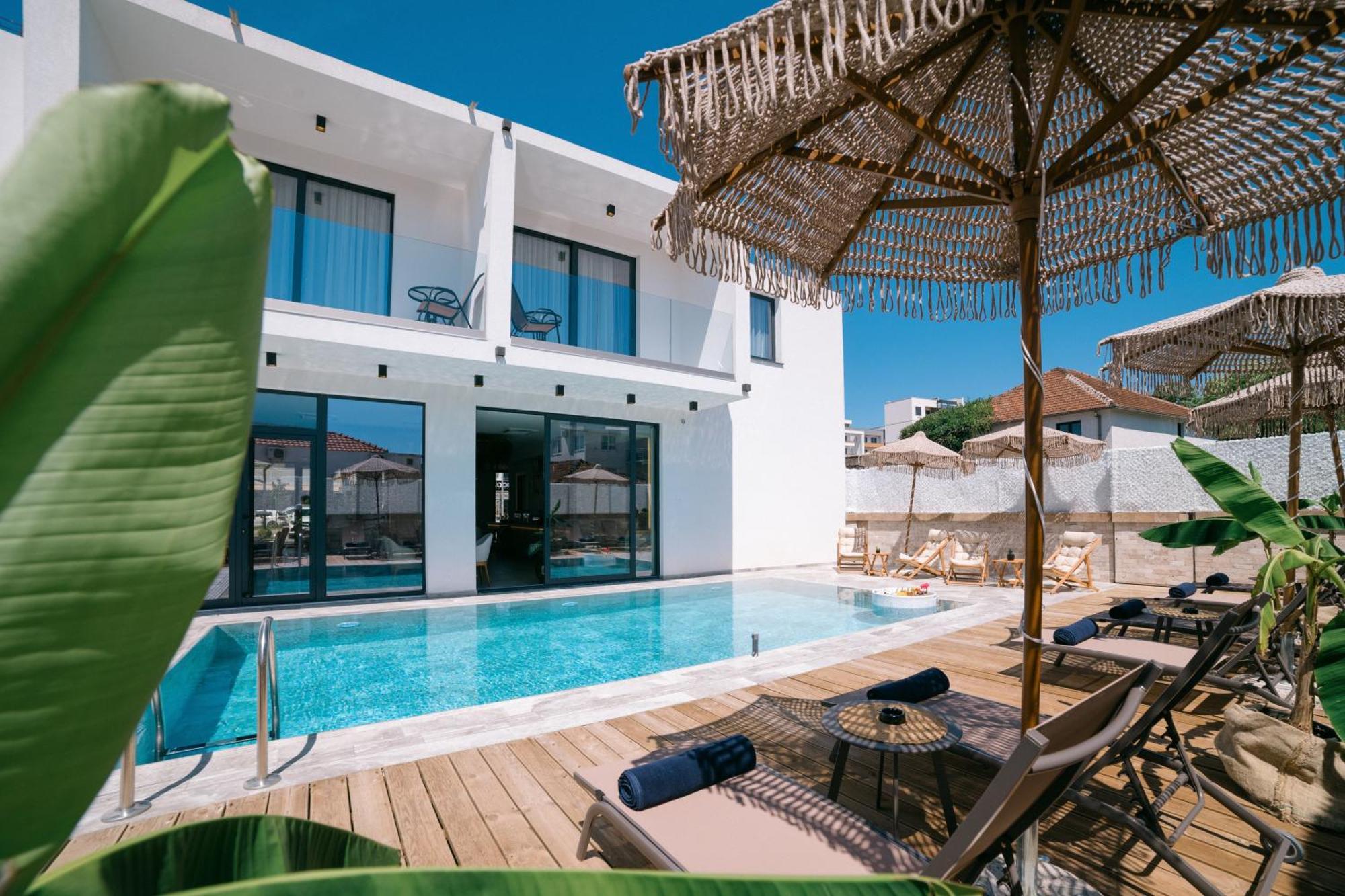 Hotel Teuta Ulcinj Exteriör bild
